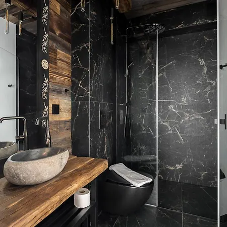 - Bespoke Vila *